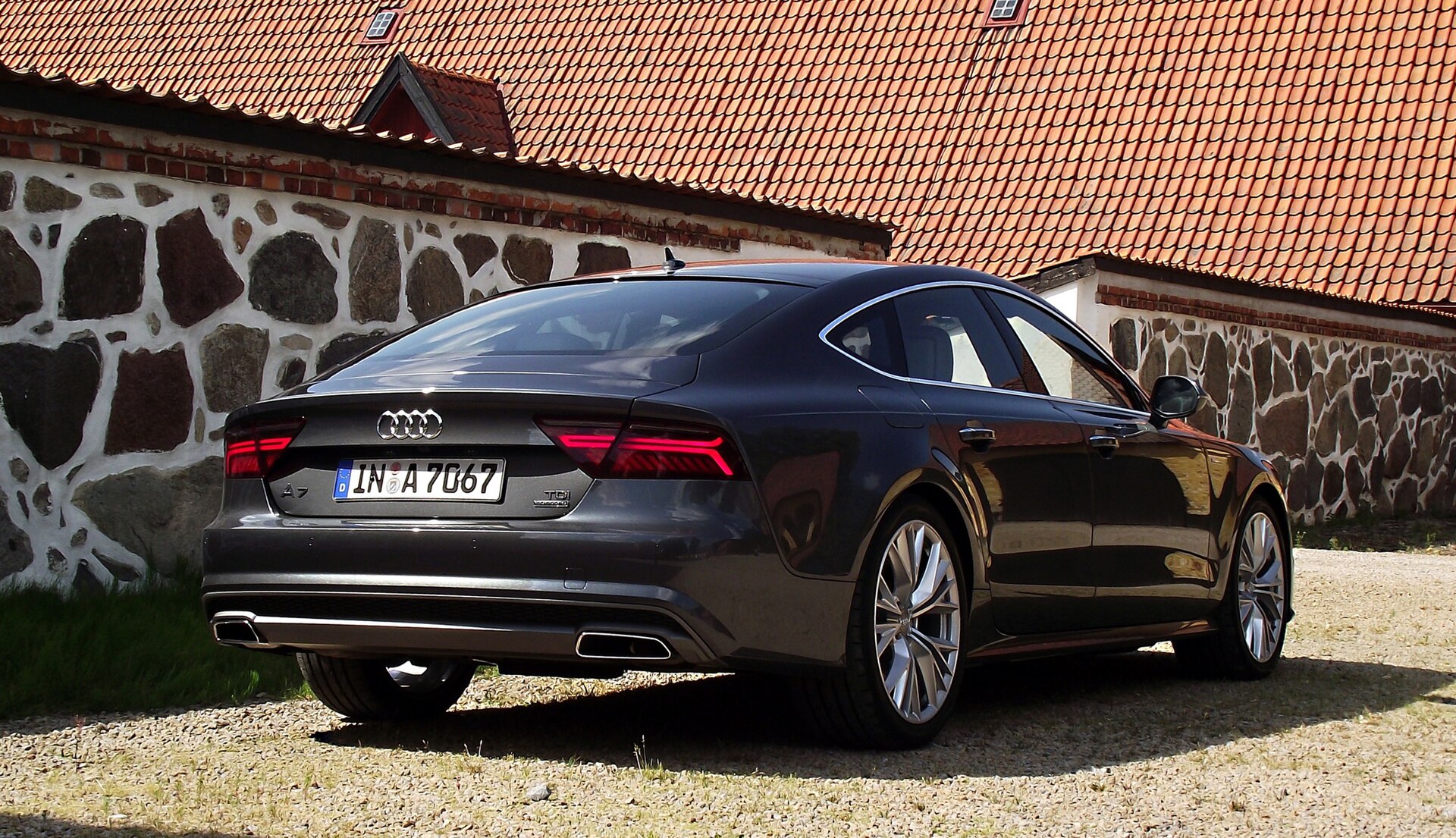 Audi A7 Sportback C7 (4G8) (2010–2018) – rear view