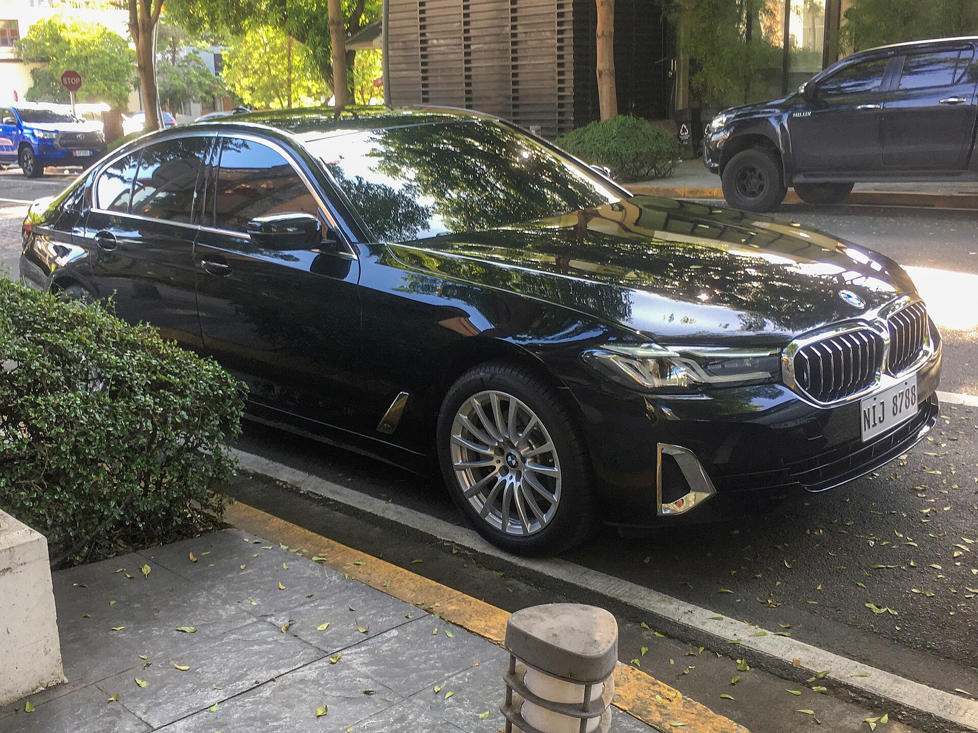 BMW 5 Series (Sedan / Touring) G30 / G31 (2017–2023)