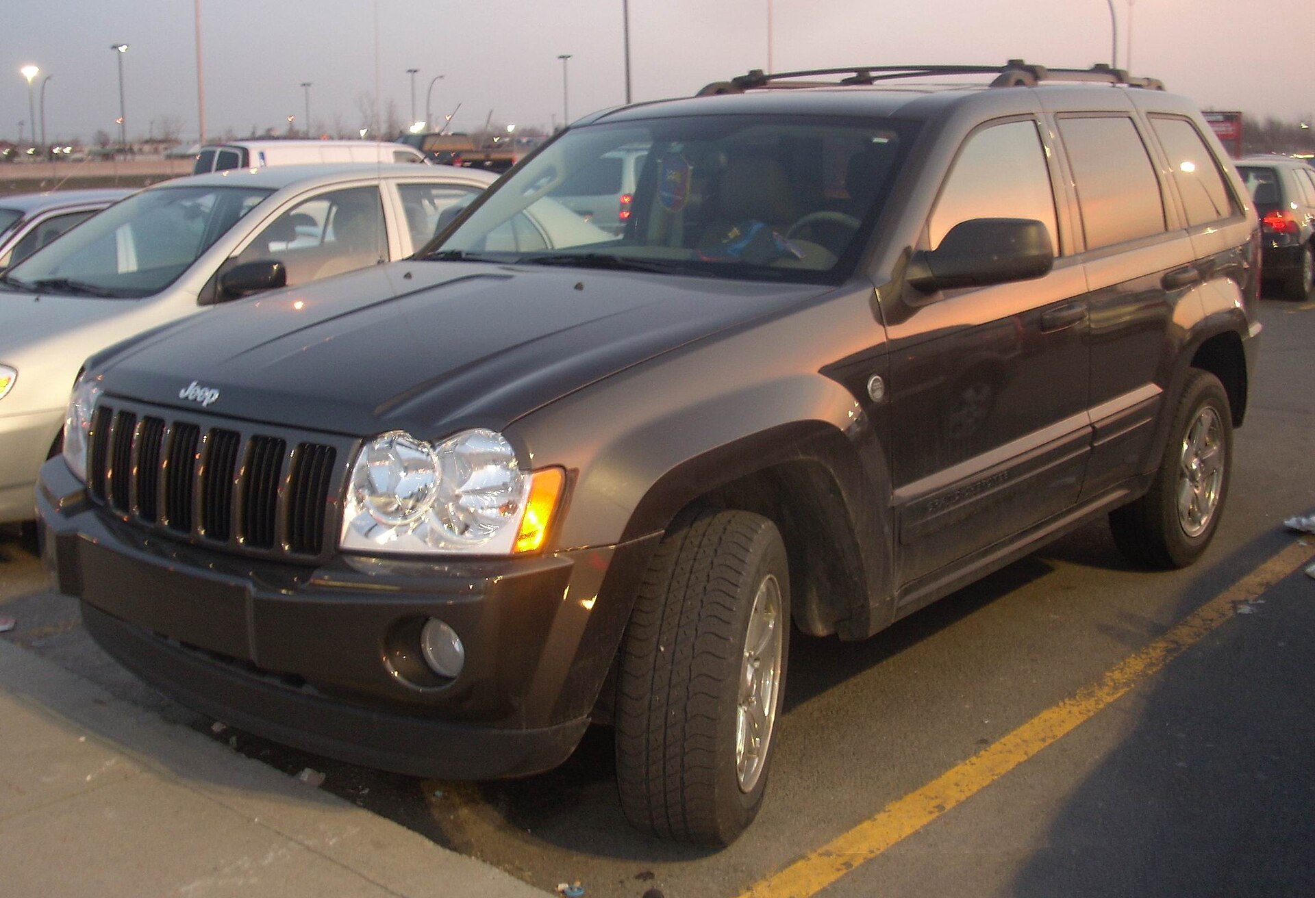Jeep Grand Cherokee III (2005–2010)