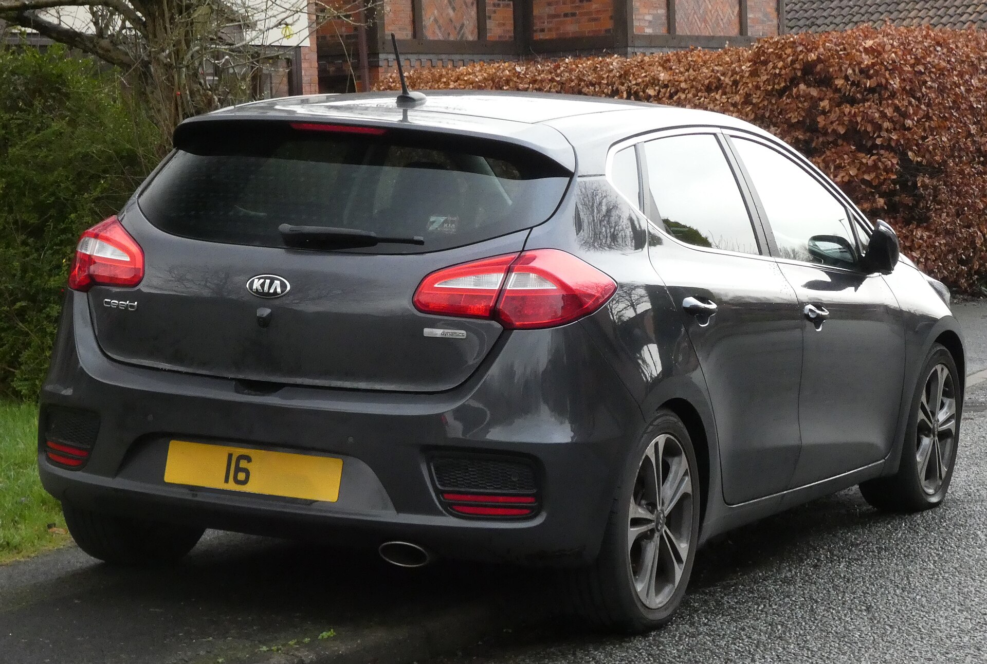 Kia Ceed / cee'd (incl. ProCeed, XCeed) JD (2012–2018) – rear view