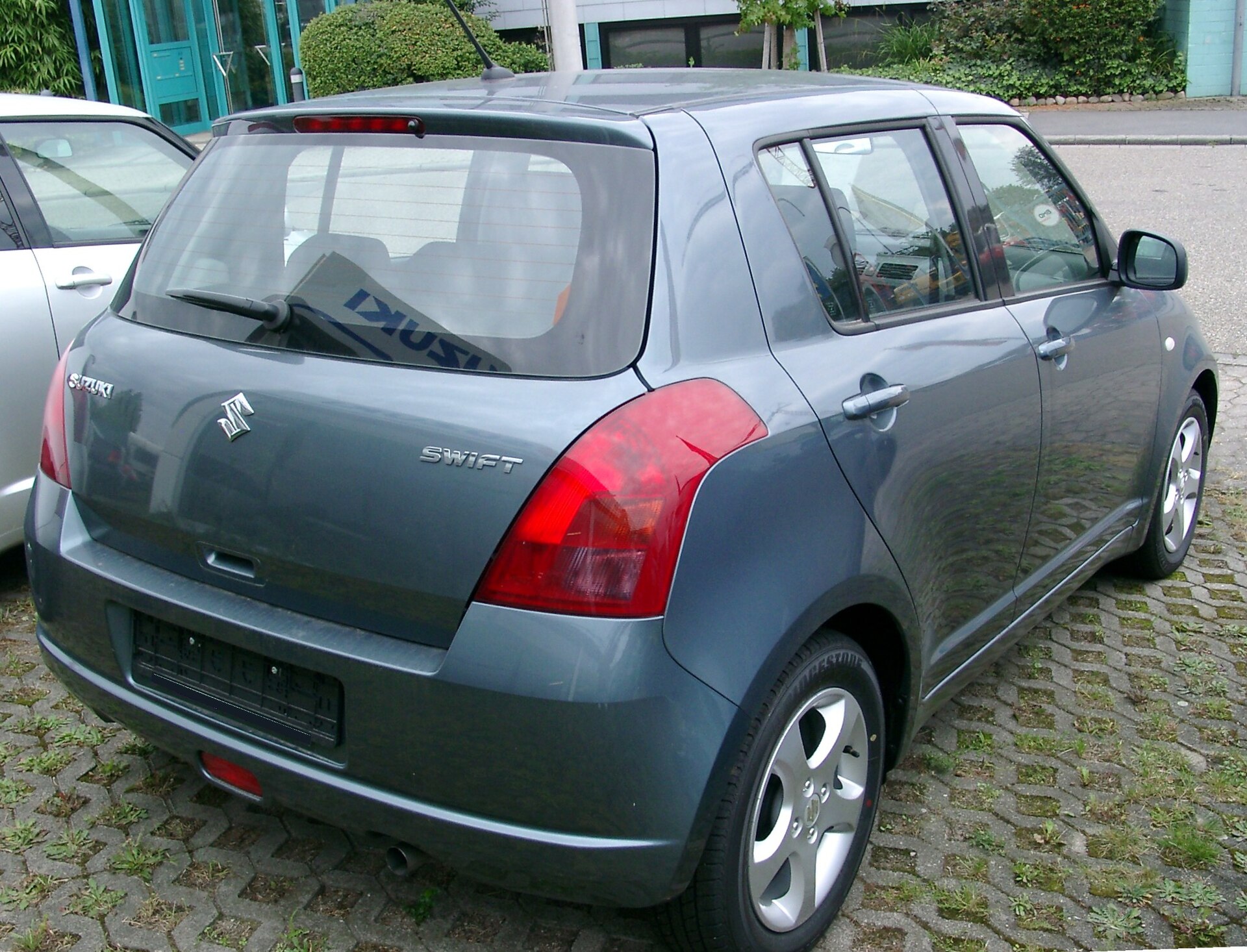 Suzuki Swift IV (2004–2010) – rear view